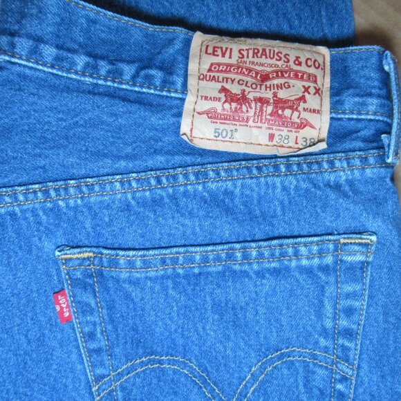 Vintage Levi’s 501 Original Fit Jeans | Size 38x38 - Picture 5 of 13